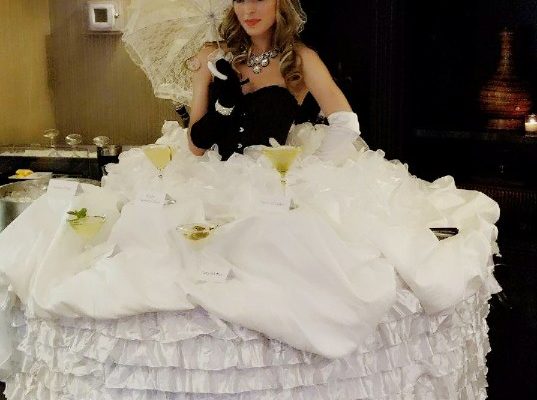 Country Club Private Event Strolling Table Girl NJ New York City